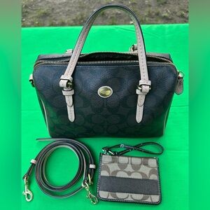 Coach Signature Satchel / Shoulder Bag in Chocolate Brown & Cream